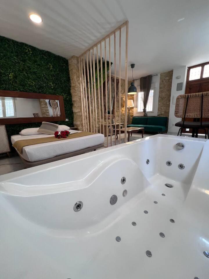 Urban Premium Jacuzzi Estudio Centrico Alicante Exterior photo
